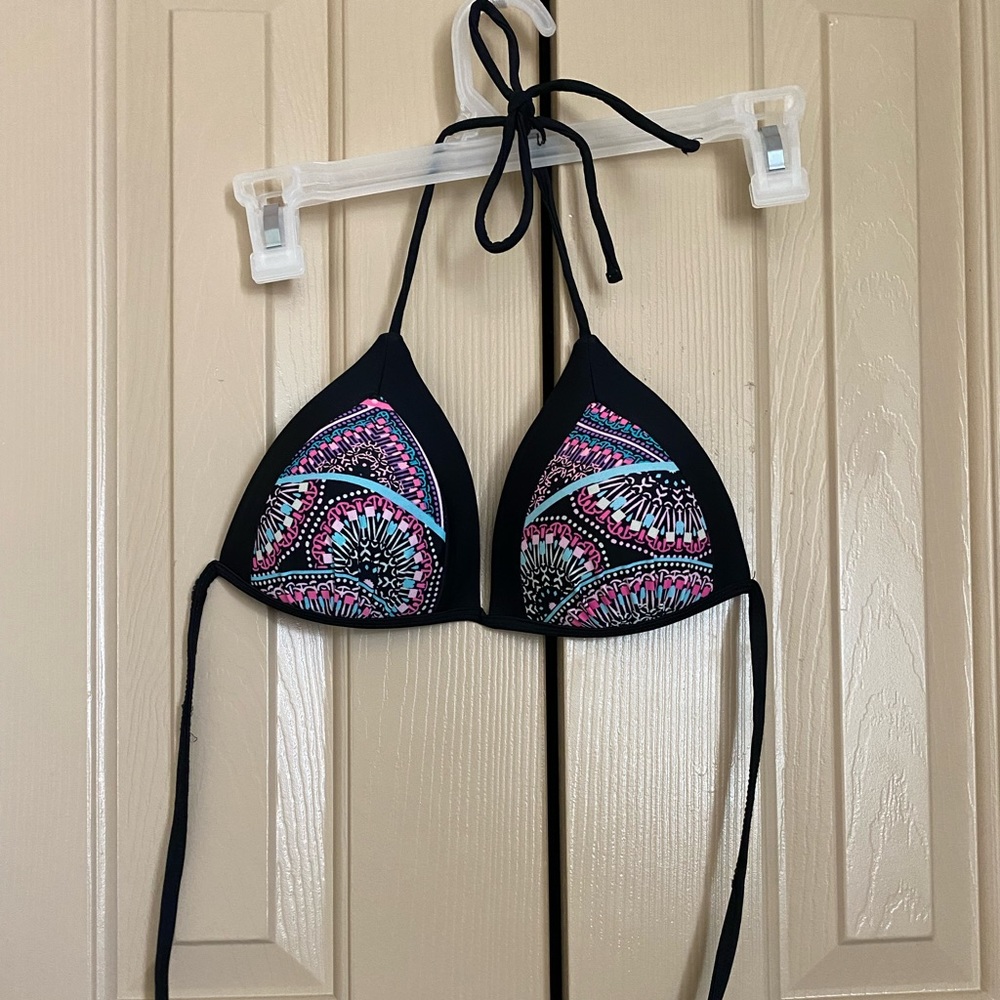 Bikini top